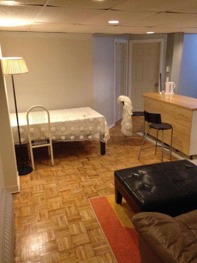 Montreal Accommodation Near Downtown Exteriör bild